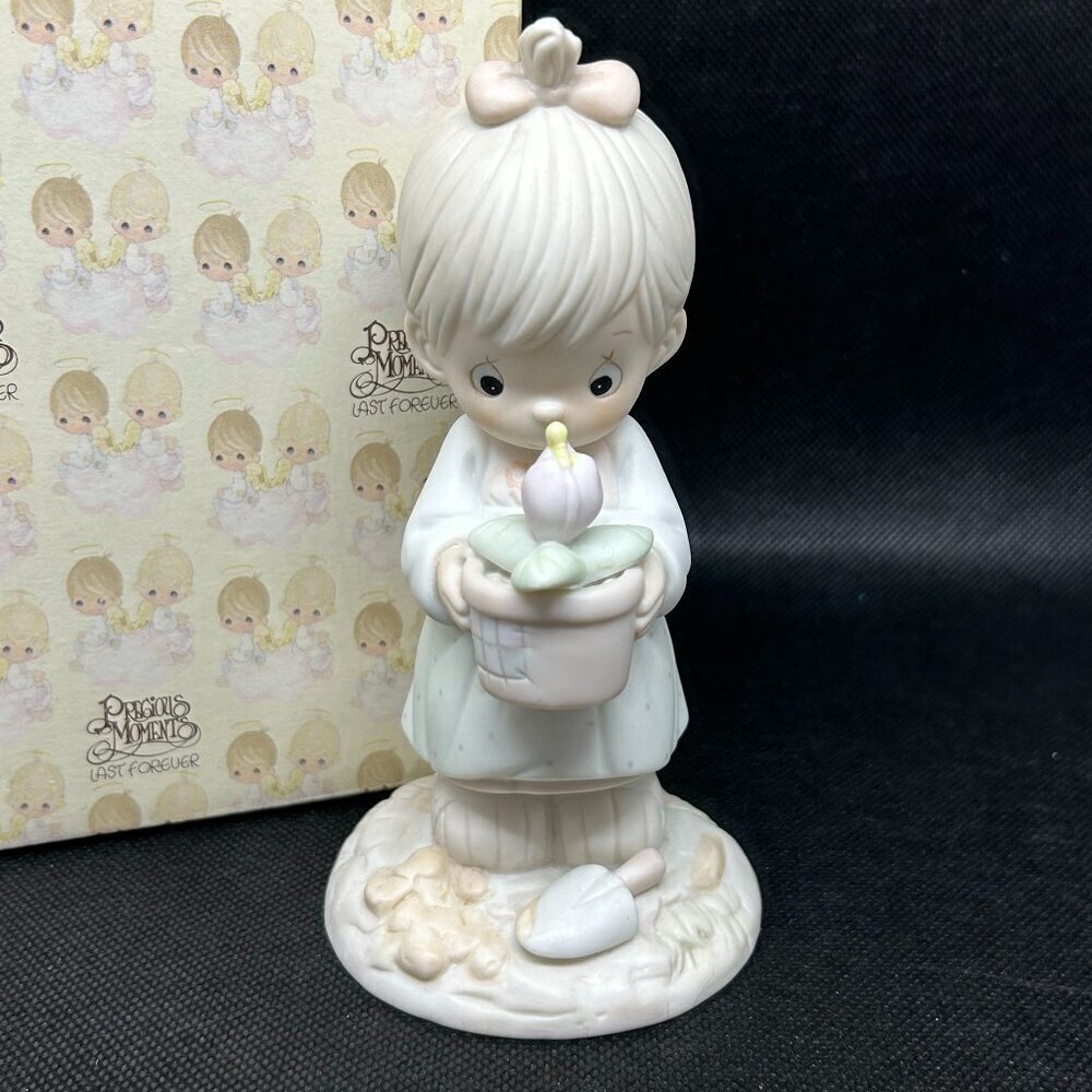 PRECIOUS Moments "May” Calendar girl  figurine